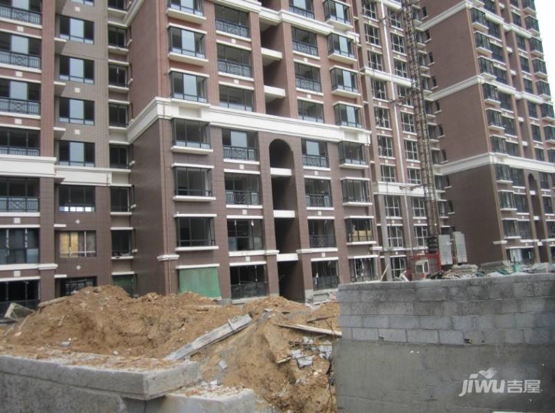 新浦塞纳豪庭最新消息概览,掌握最新动态与资讯!