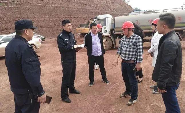 公共频道万家灯火最新,城市生活的微观观察与深度解读