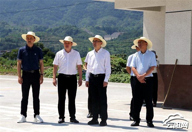 云阳县肖初海新任职引领发展,续写辉煌篇章