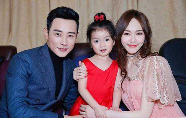 罗晋与唐嫣爱情事业双丰收,最新动态揭秘