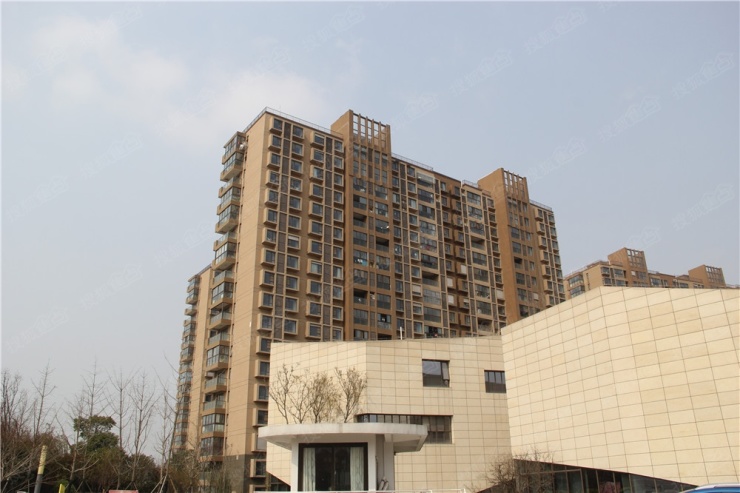 宝华泰达青筑房价最新动态,二手房出售与最新房价概览