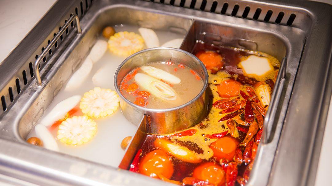 福州柴火锅边与柴火鸡最新地址揭秘