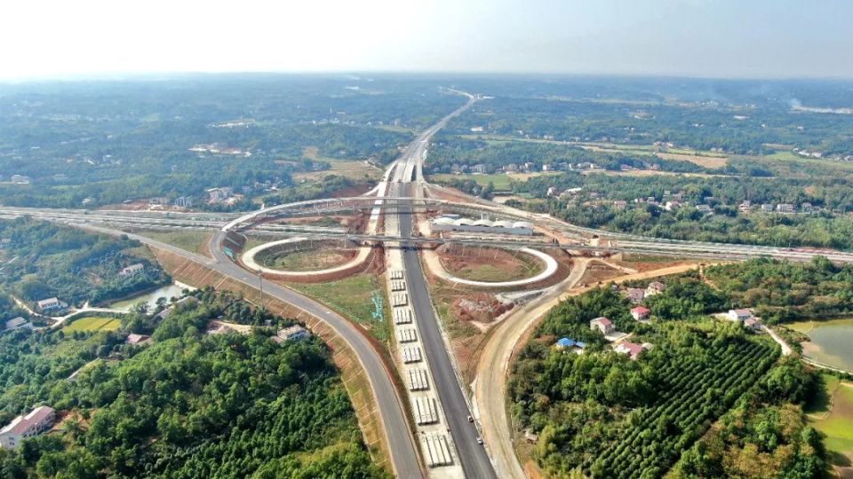 黎坝高速最新进展揭秘,建设进度更新消息!