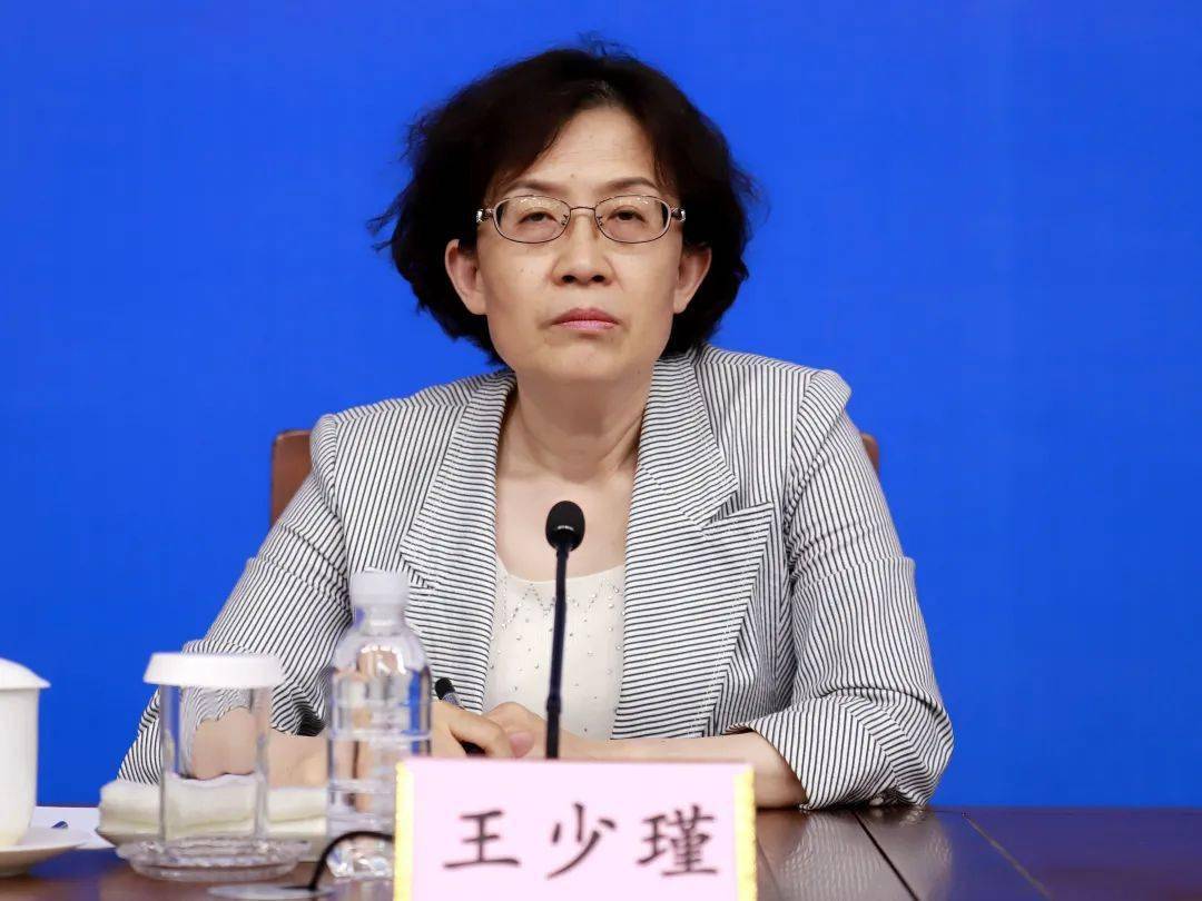 澳门正版资料大全资料生肖卡,全面解答解释落实_iShop50.35.13