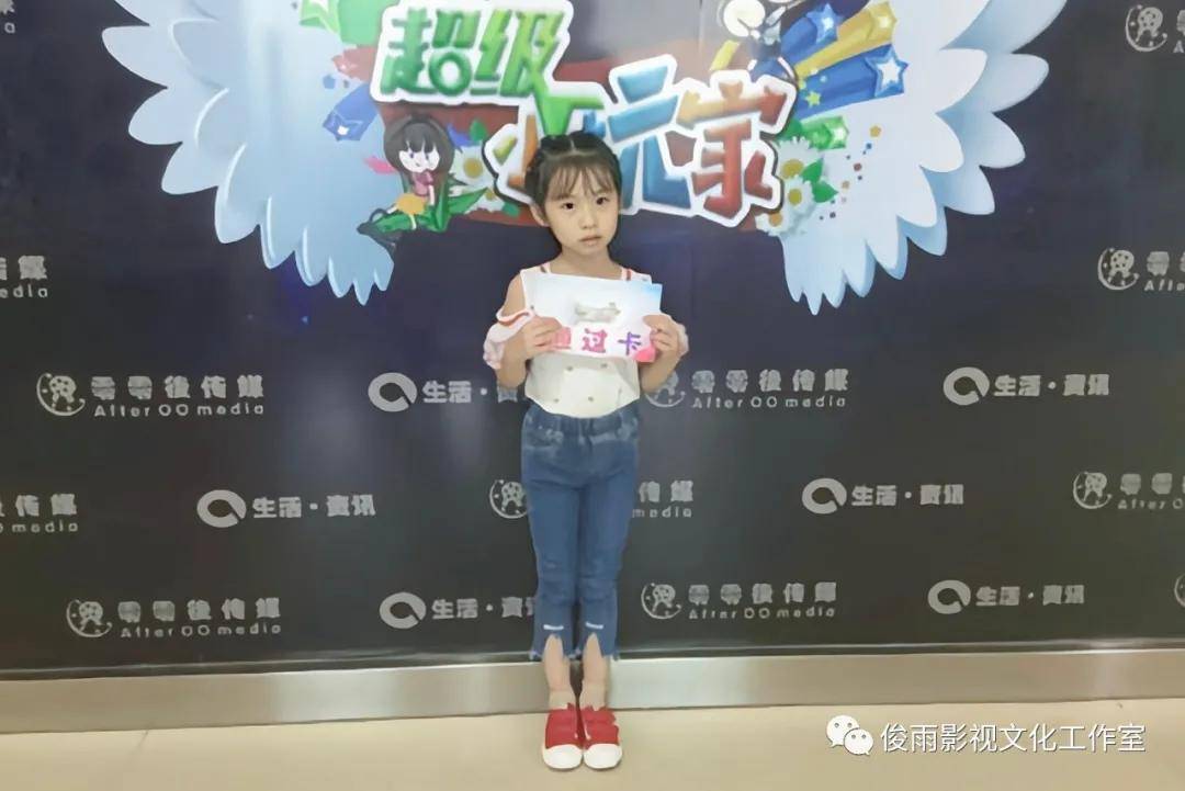 动态解析词汇:新澳全年免费资料大全_尊贵款9.71.47