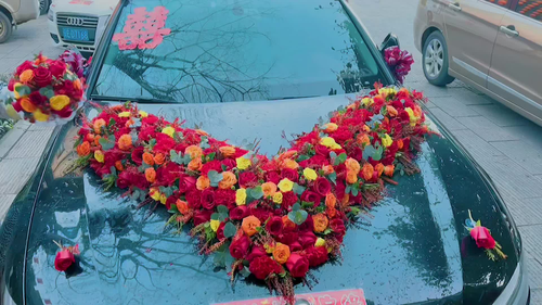 最新婚车扎花图片大全,浪漫装饰精选集