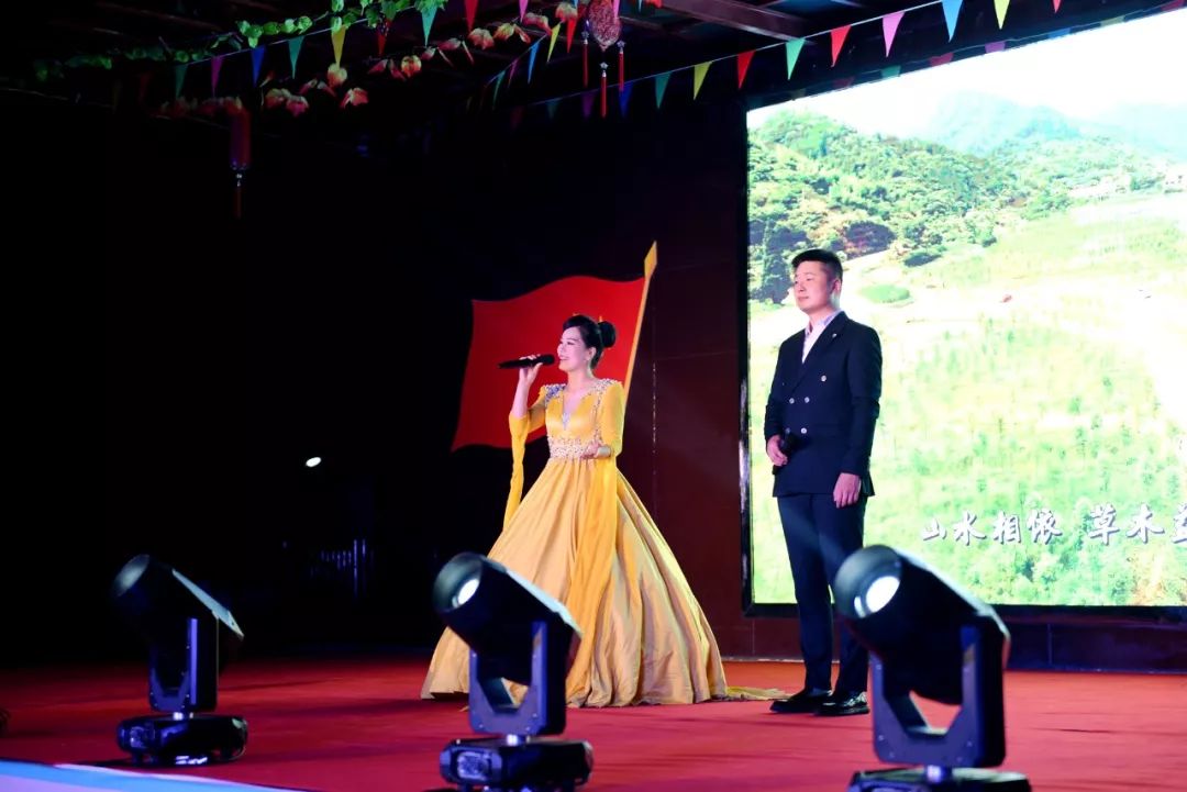 最新男女合唱,最新男女合唱,音乐领域的璀璨新星