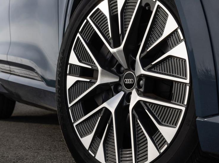 2024新奥精准正版资料,灵活性计划实施_经典款97.973