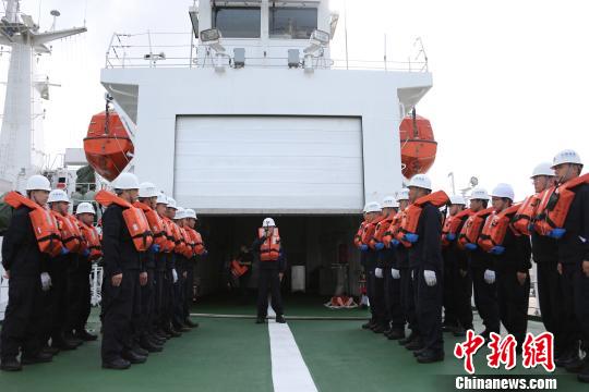 新奥门正版资料免费大全_中国海警最新工资,精准数据评估_增强版7.65.158