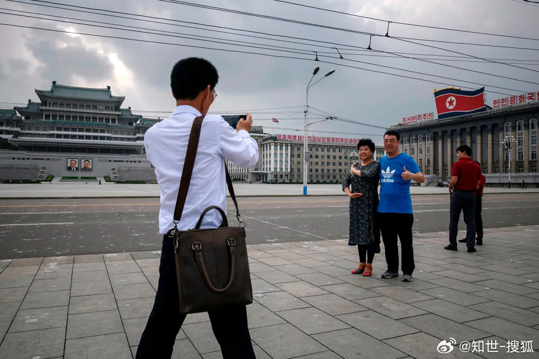 2024新奥资料免费精准05_朝鲜生活现状最新视频,快速实施解答研究_稳定版4.89.820