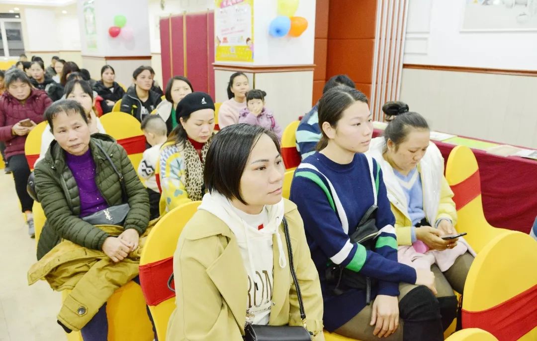 澳门免费资料最准的资料_岑溪学府一号最新动态,精细化实施分析_VR版5.55.54