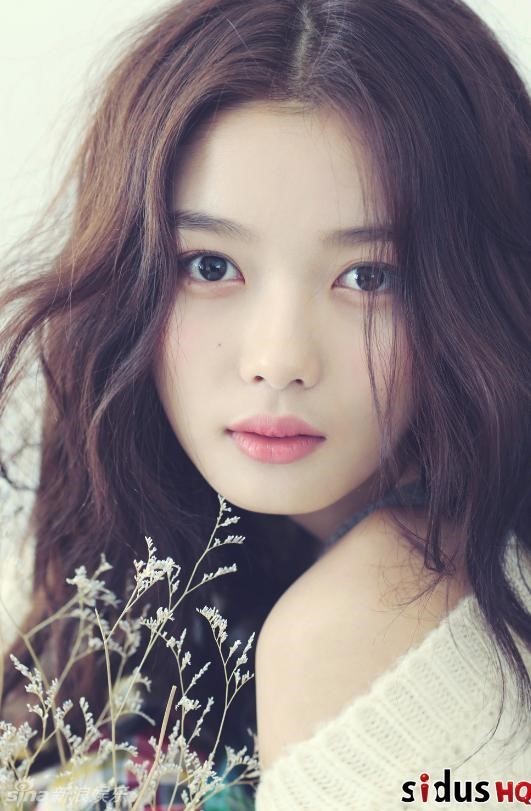 韩国最新的艺人,韩国最新的艺人,璀璨新星闪耀娱乐圈