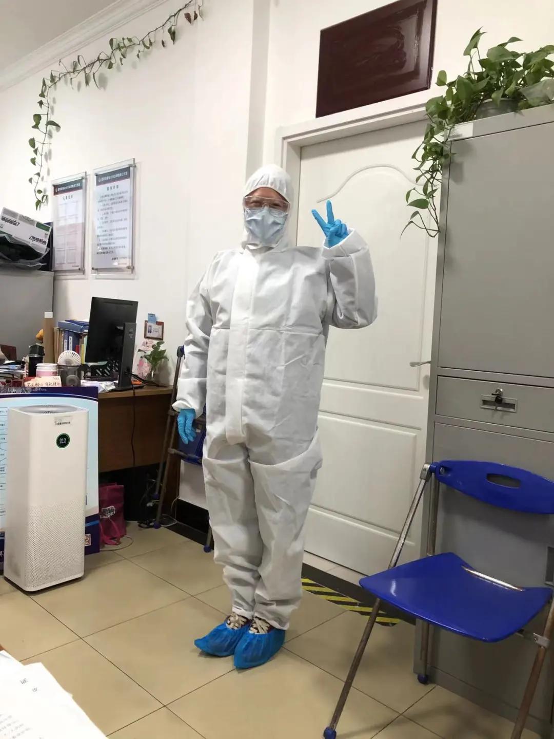 最新研发的疫苗,小巷深处的健康守护者