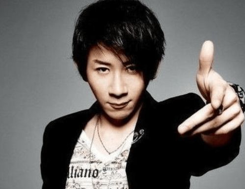 玄彬最新资料,一个温馨有趣的日常故事