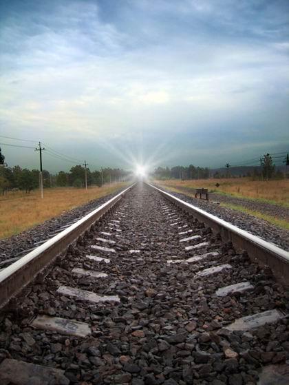 最新刷铁轨机,科技重塑生活,体验前沿的轨道建设革新