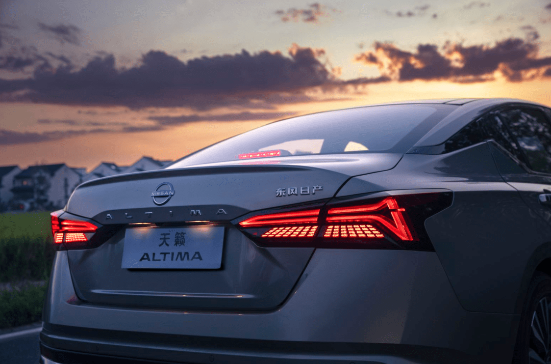 日产天籁最新款,革新与经典的融合