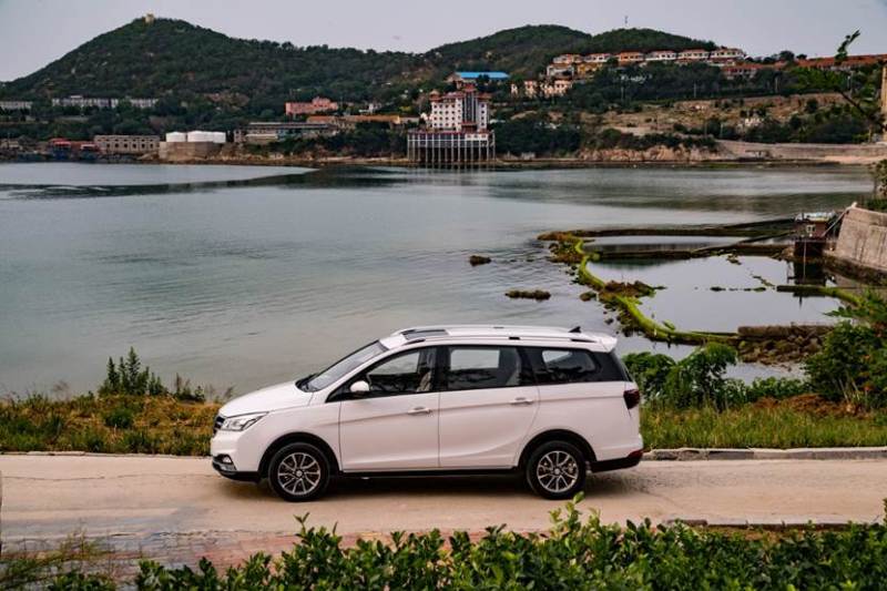 宝骏730最新款,家庭出行的理想选择