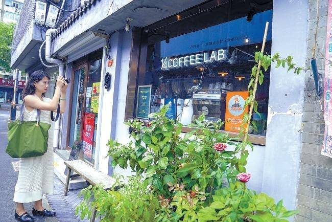 中石油最新退休政策,解锁小巷深处的特色小店