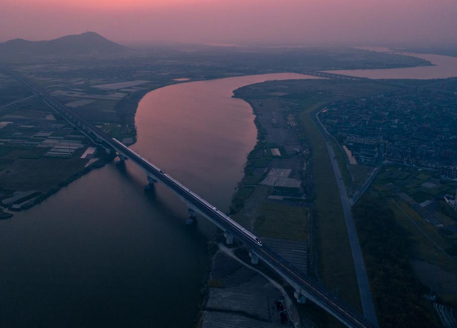 潢川京九高铁最新消息,探秘小巷中的独特风味