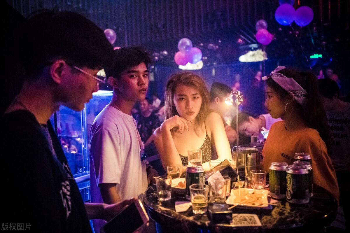 最新酒吧曲,带你感受时尚夜生活🎵