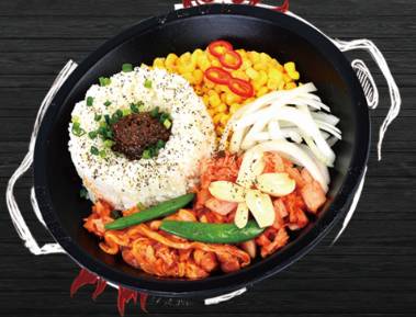 铁板最新价格,小巷深处的独特风味