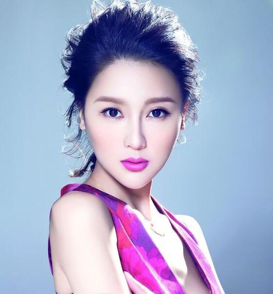 “澳新好彩免费资料解读小龙女精选解析,融天境MBG416.16定义详述”