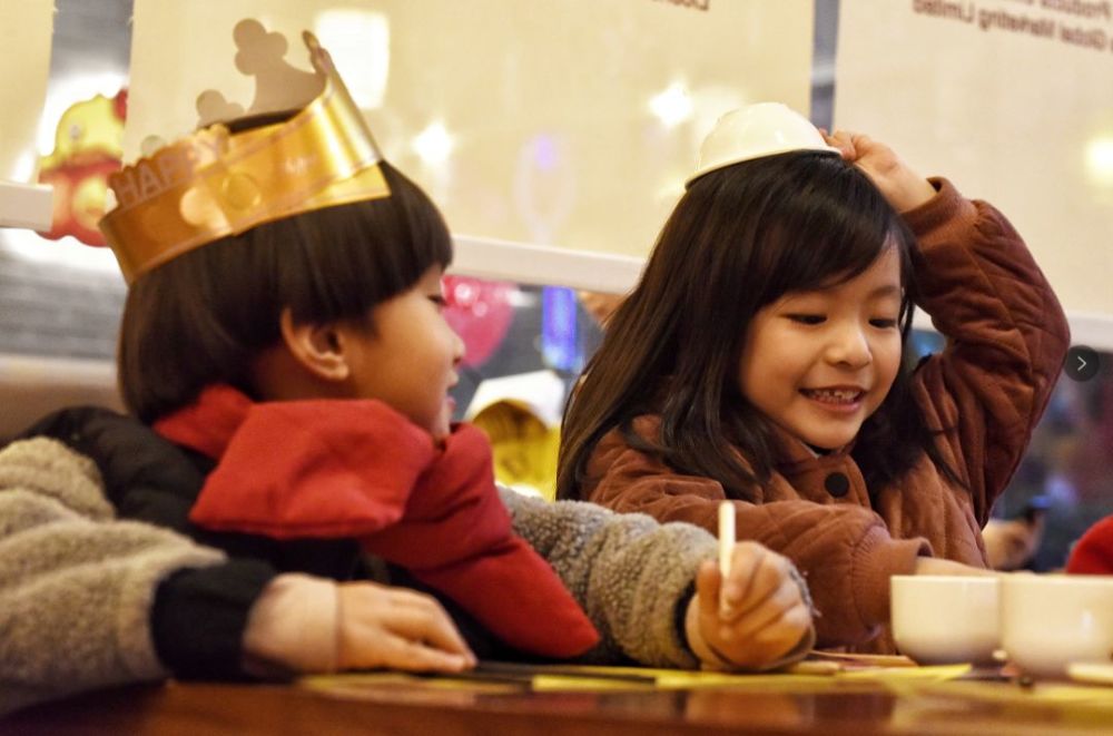 噜一噜最新,友情小日常,温馨陪伴的欢乐时光