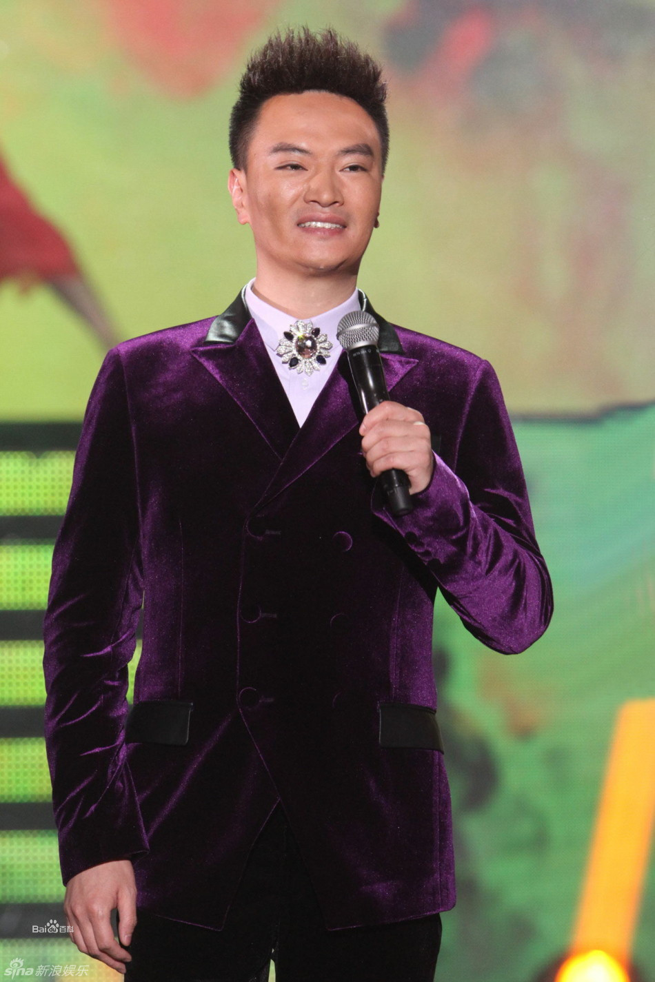 汤非最新歌曲,高科技音乐之旅,体验未来生活新风尚