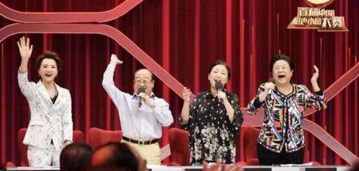 王丽最新大鼓表演,鼓声传递友情与家的温馨