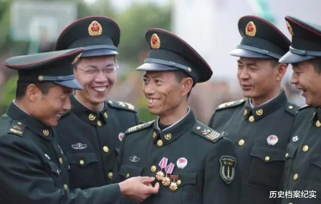 「最新五级士官选取条件深度解读,探索小巷特色小店的独特魅力」