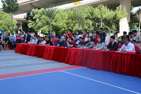 蔓草社区最新地址揭秘,邻里间的温馨日常