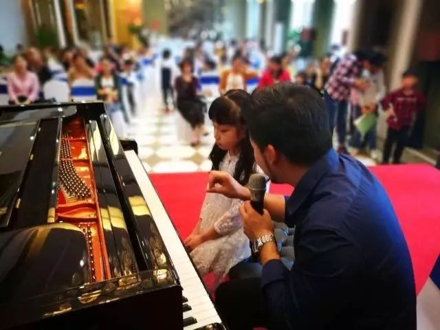 🎵钢琴开直播,音乐与你同行✨