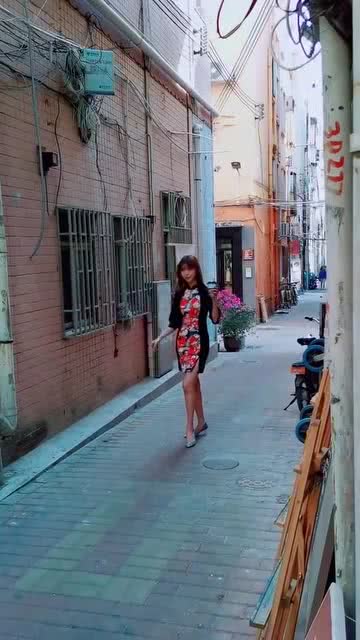 群姐直播,小巷深处的独特风味,一家隐藏版特色小店大揭秘!