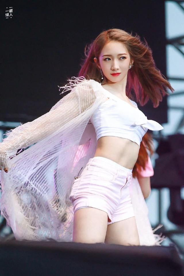 娟婆娘直播,学习、变化与自信的华丽舞台