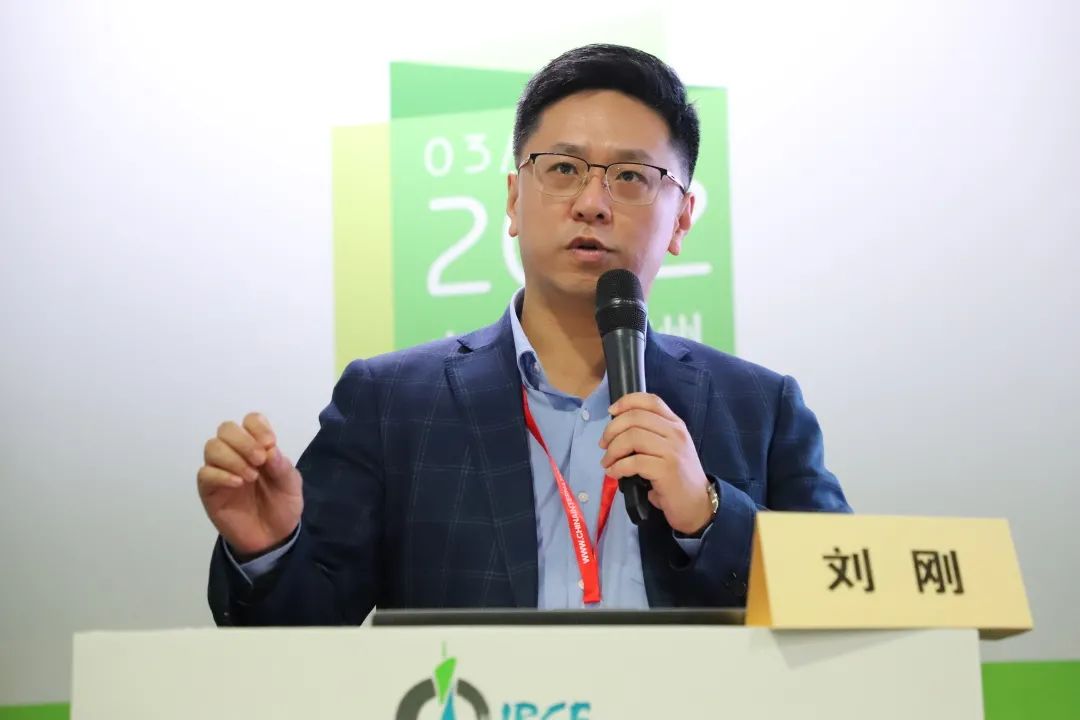 刘刚直播,现象、观点与立场