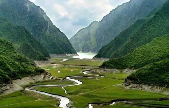 王家店直播,一场自然美景的探险之旅,寻找内心的平和与喜悦