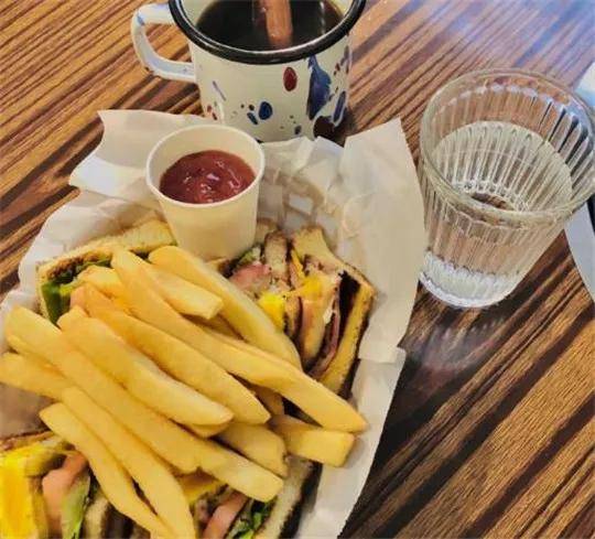 岚县房屋出售最新动态,小巷深处的特色小店房源揭秘