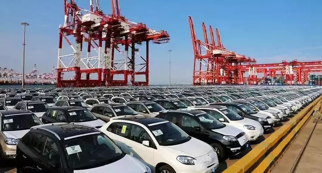 2024新澳门正版免费资本车:HDV6.19.44驱动版鉴定与解答