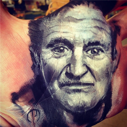 特别肖像资料与战术解析:三肖三期必出策略研究_KIR8.12.25日常版