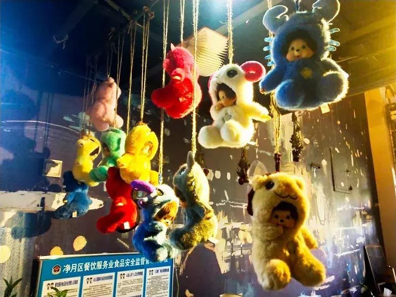 最新QQ隐藏不了星座,带你探索小巷中的独特风味小店