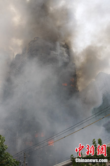 上海着火事件最新,一场火中的温情故事