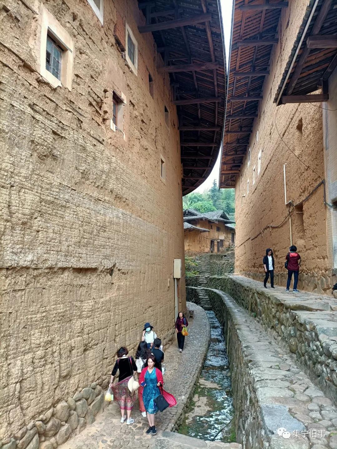 漳州直播衣服,漳州直播衣服,时尚潮流的源头揭秘