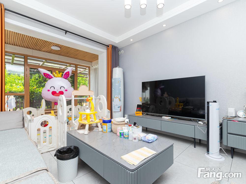 香榭里畔山的温馨日常