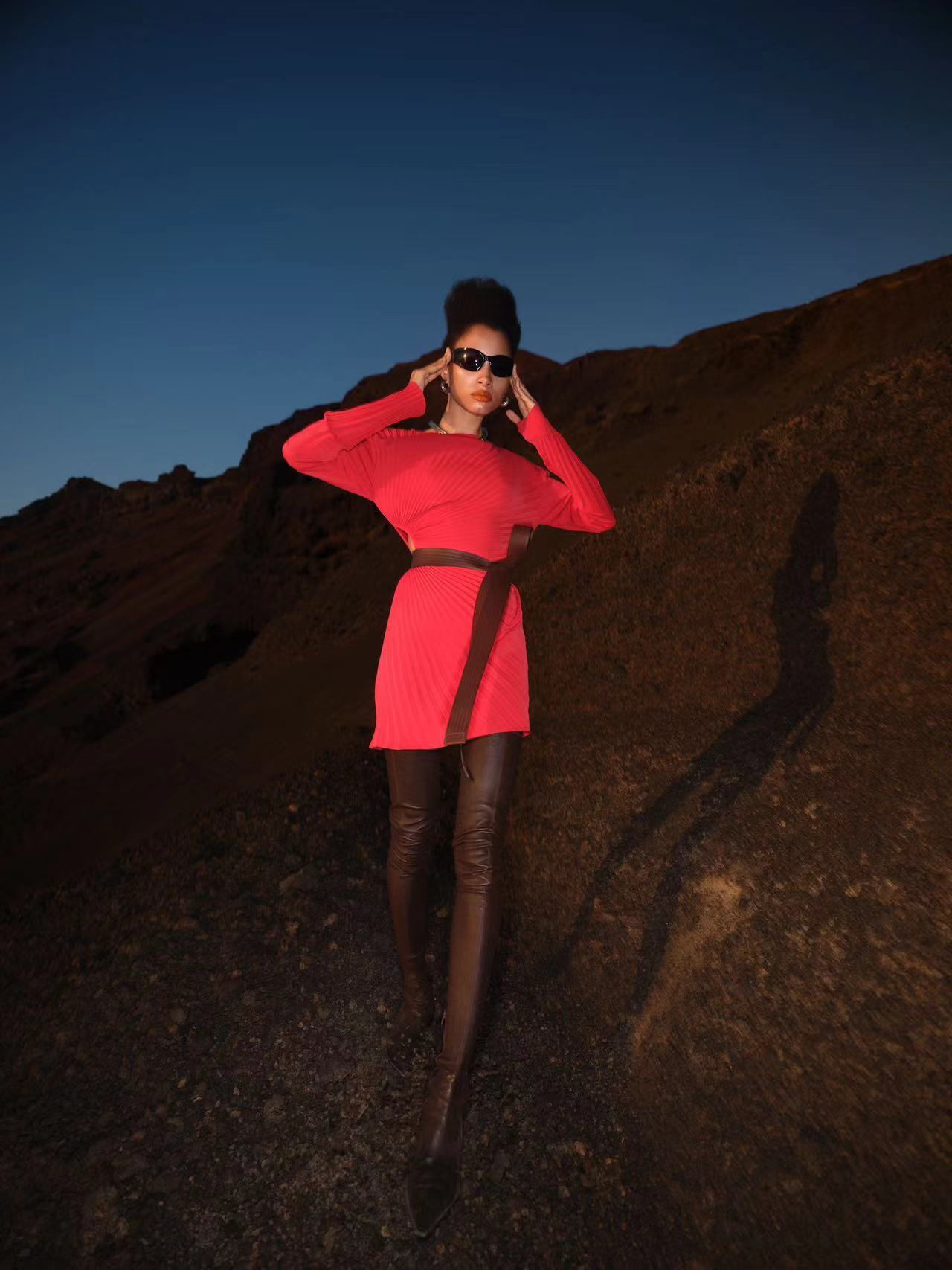 2024最新微电影丝袜,时尚与艺术的交融