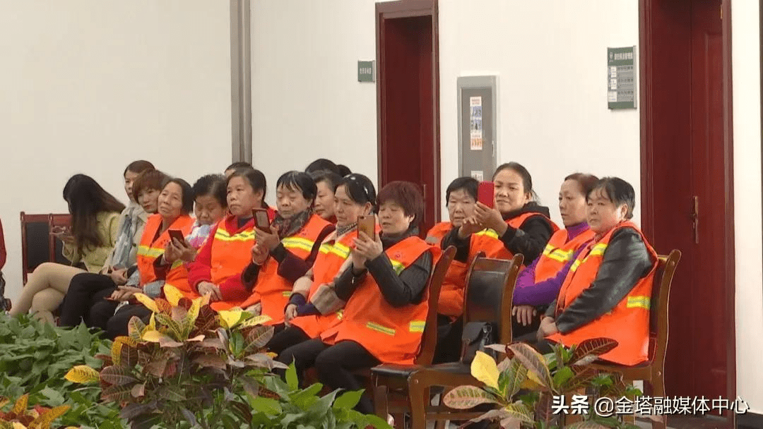 松原江北的温馨女工故事