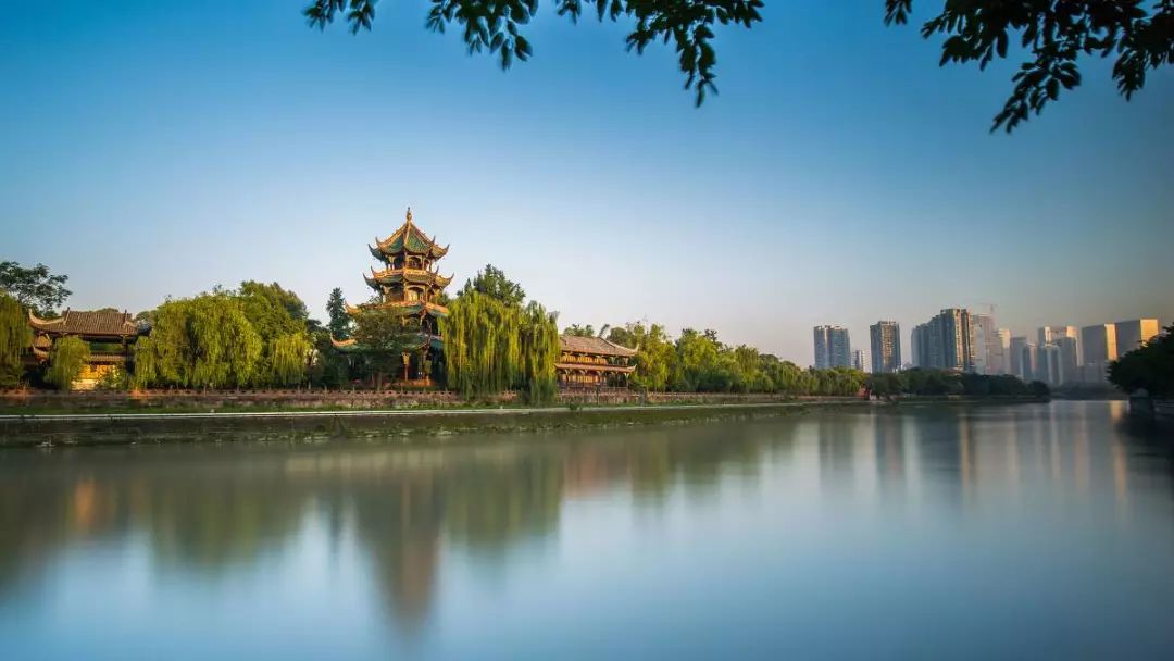 成都最新房价信息,探索自然美景,寻找内心的宁静与平和