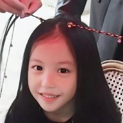 赵薇女儿照片最新图片的获取与欣赏——一步步教你如何完成