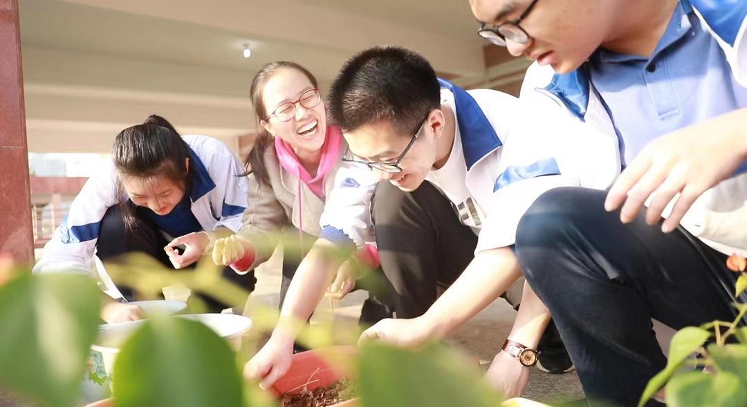 亚星化学最新公告,引领科技前沿,重塑生活品质