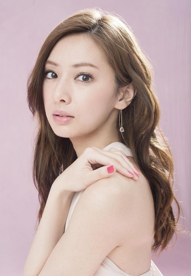 桥本丽香最新图片,璀璨明星的历程与地位