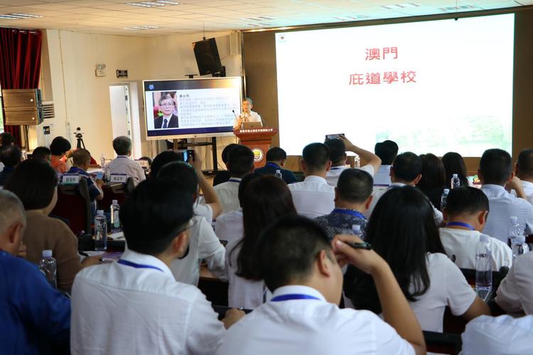 澳门天天免费精准大全,绝对经典解释落实_领航版20.972